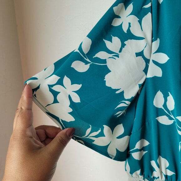 Torrid Studio Crepe De Chine Tie Neck Tiered Dress - Picture 12 of 12